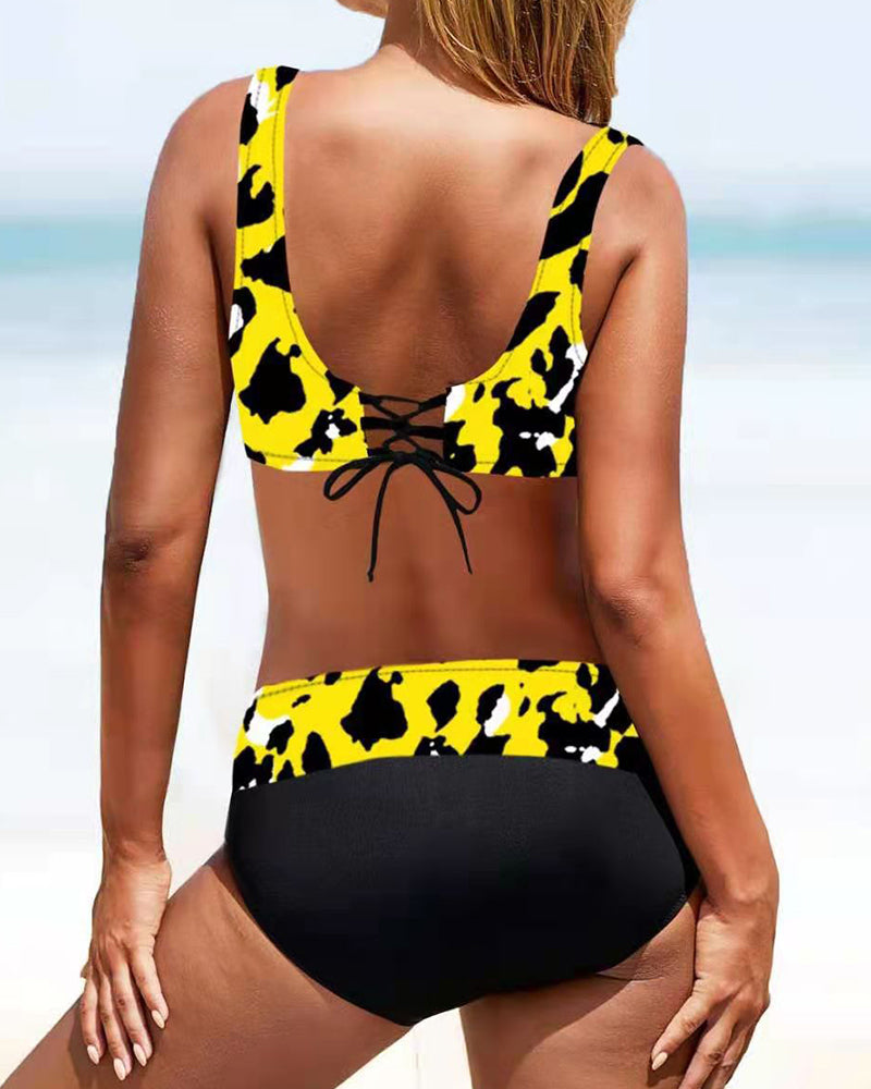 Victoria | Colourful Bikini