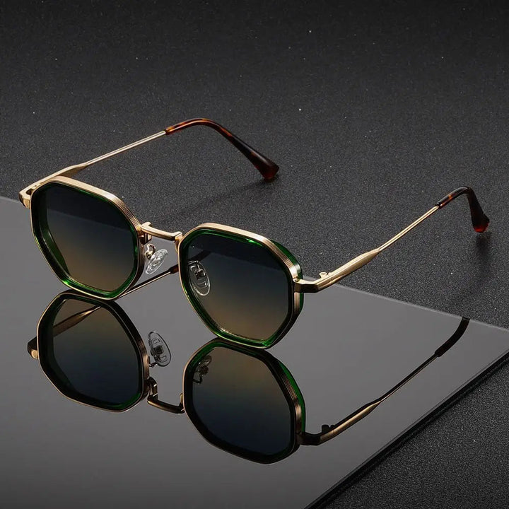 Harlow | Blackline Icon Sunglasses