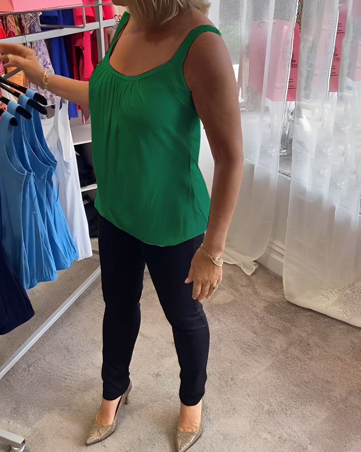Donna | Breathable Sleeveless Everyday Top