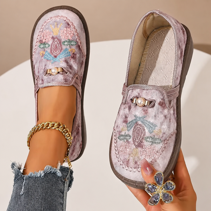 Kitty | Orthopaedic Embellished Flats
