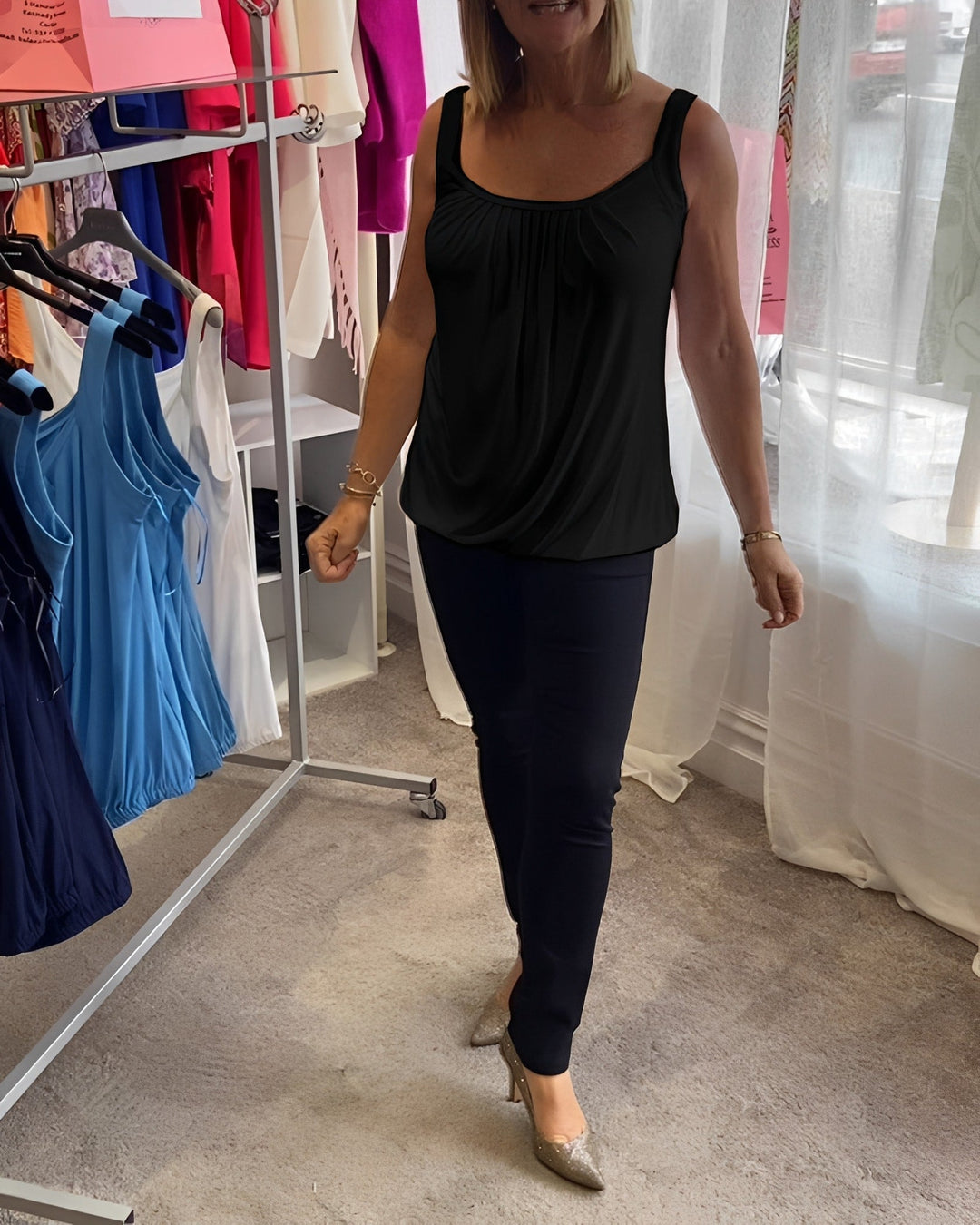 Donna | Breathable Sleeveless Everyday Top