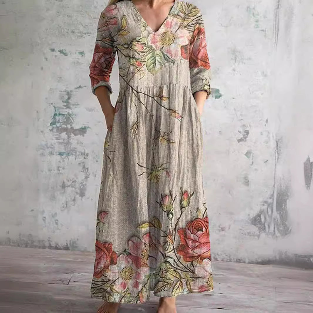 Dainy | Summer Dress with V-Neck and Floral Pattern
